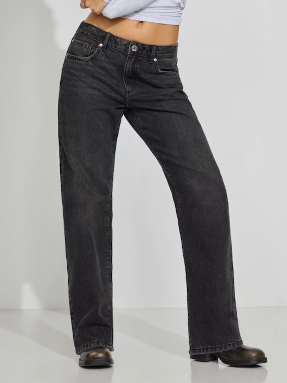 Garage Women's Black Washed Jeans